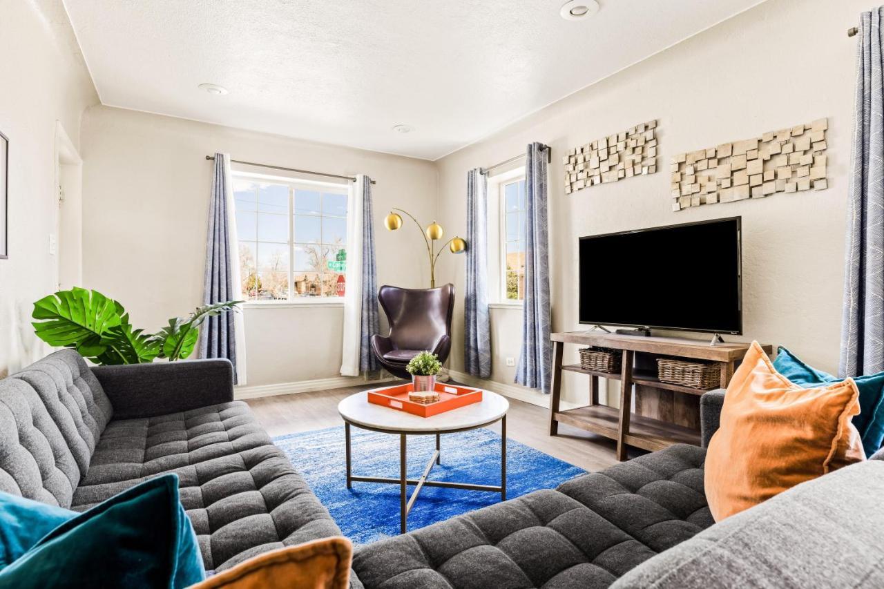 Stylish City Retreat - King Beds - Walk To Sloans Lake Denver Exterior photo